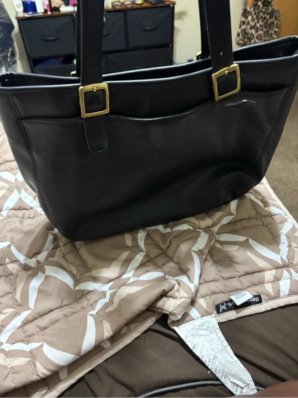 Women’s Chelsea tote vintage 1998. Pre owned from a pet free smoke free home